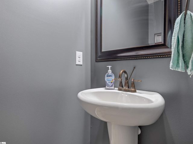 831 Culverhouse Road, Boiling Springs, SC 29316