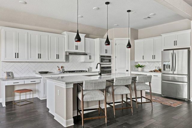 350 Jacksdaw DR, Austin, TX 78737