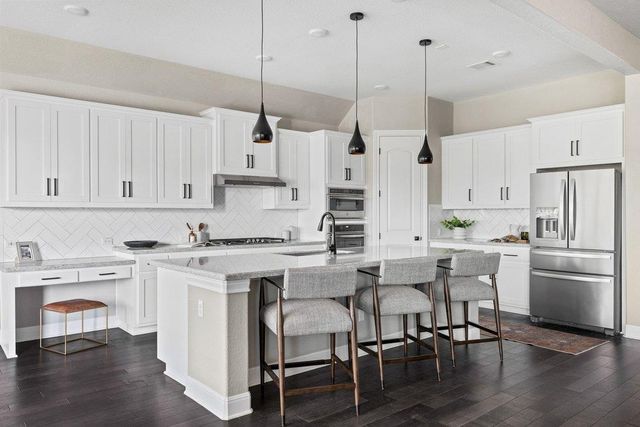 350 Jacksdaw DR, Austin, TX 78737