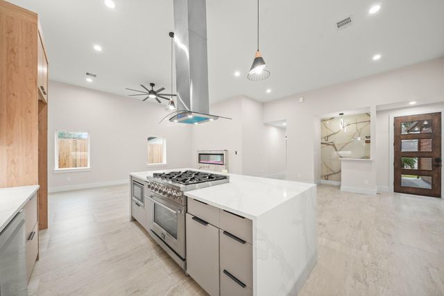 9630 Vilven Lane, Houston, TX 77080