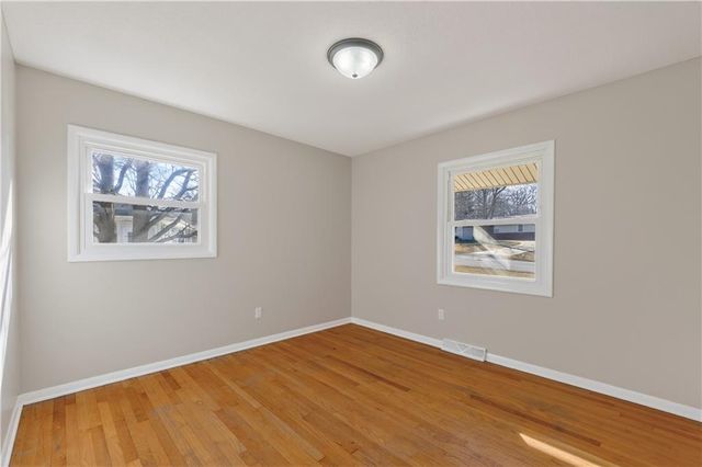 1407 W Main Terrace, Savannah, MO 64485