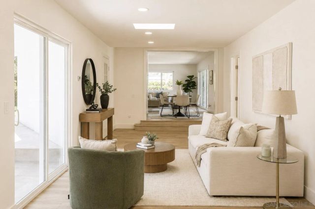 16716 Martincoit Rd, Poway, CA 92064