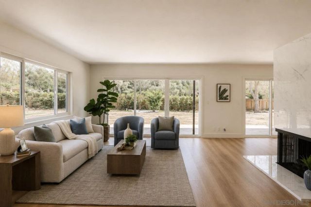 16716 Martincoit Rd, Poway, CA 92064
