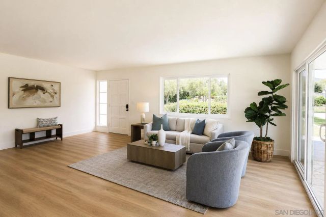 16716 Martincoit Rd, Poway, CA 92064