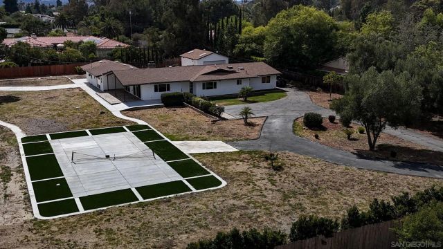 16716 Martincoit Rd, Poway, CA 92064