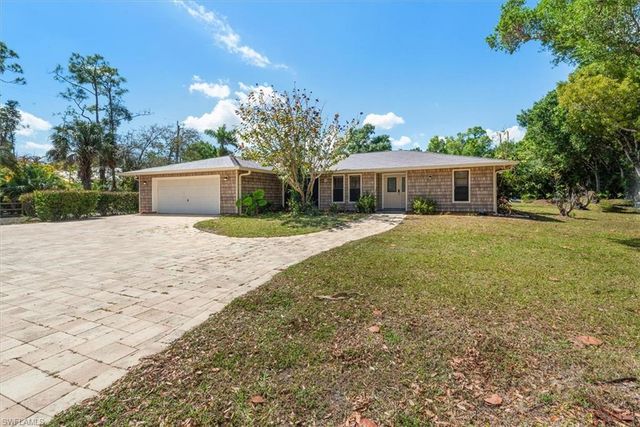 15710 Shamrock DR, Fort Myers, FL 33912