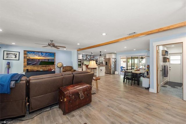 15710 Shamrock DR, Fort Myers, FL 33912