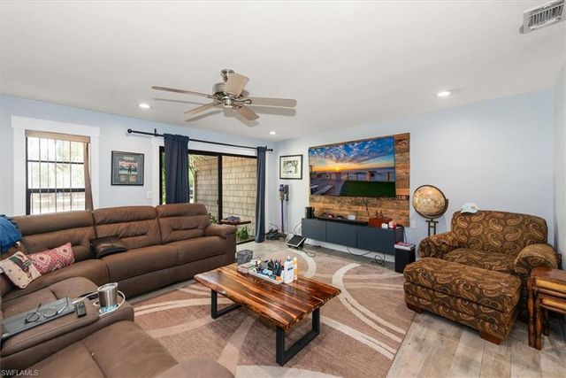 15710 Shamrock DR, Fort Myers, FL 33912