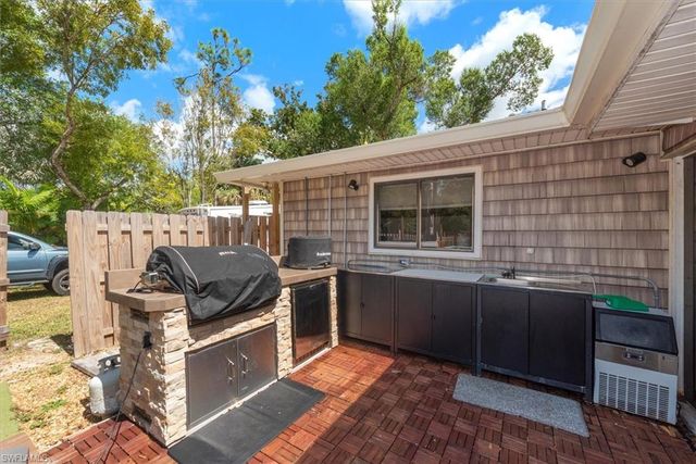 15710 Shamrock DR, Fort Myers, FL 33912