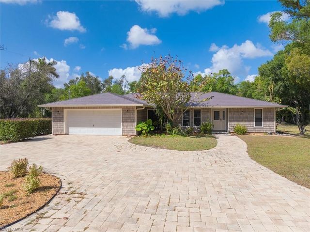 15710 Shamrock DR, Fort Myers, FL 33912