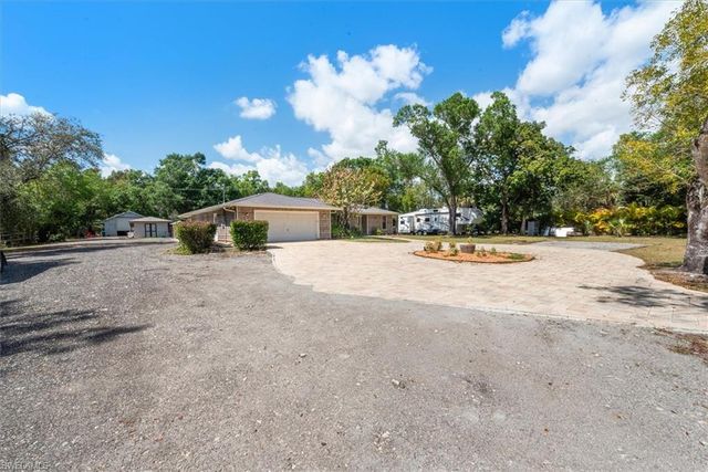 15710 Shamrock DR, Fort Myers, FL 33912