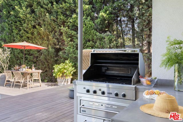 1256 Beverly Green Drive, Beverly Hills, CA 90212