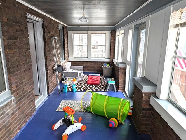 937 25th Street, Moline, IL 61265