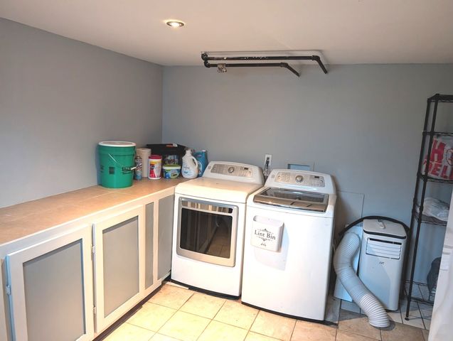 937 25th Street, Moline, IL 61265