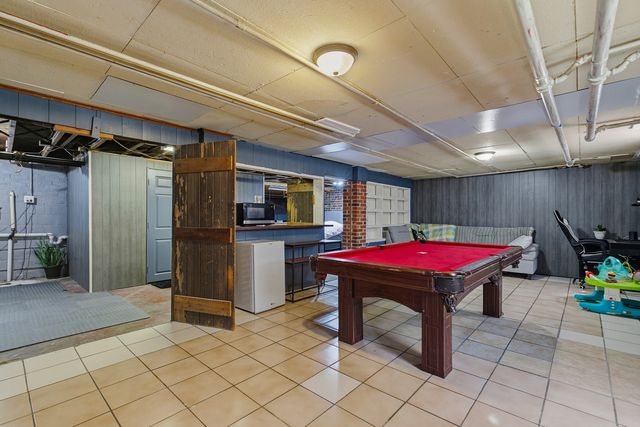 937 25th Street, Moline, IL 61265
