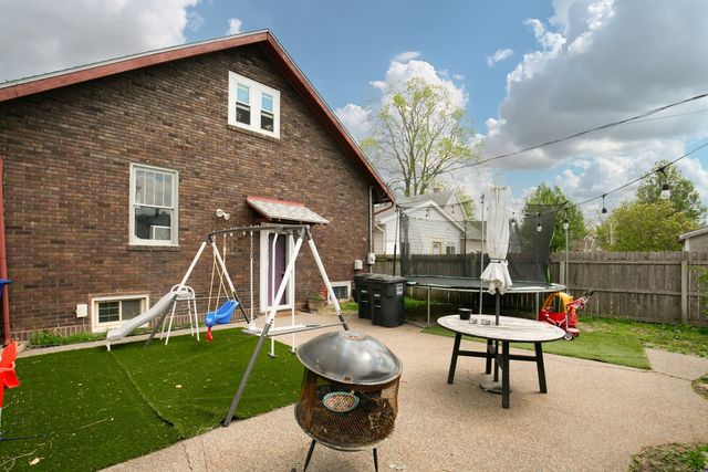 937 25th Street, Moline, IL 61265