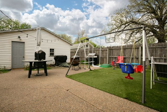 937 25th Street, Moline, IL 61265