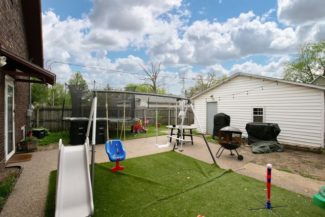 937 25th Street, Moline, IL 61265