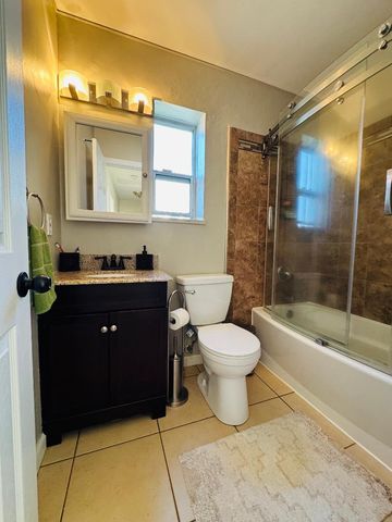 3137 Seacrest Avenue 5, Marina, CA 93933