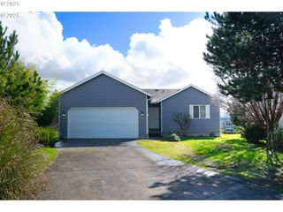 1255 AVENUE E, Seaside, OR 97138