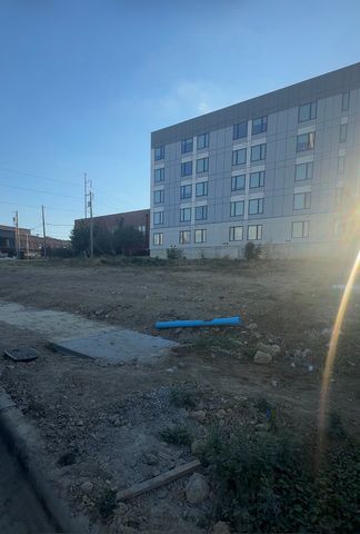 450 Crawford Street, Fort Worth, TX 76104