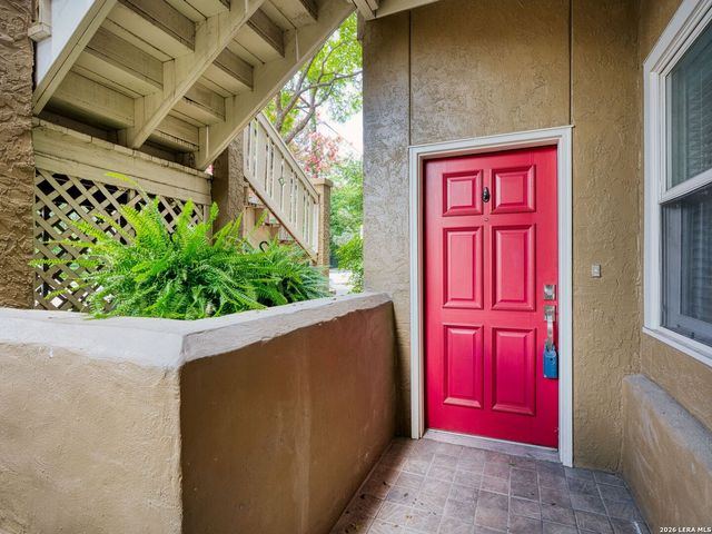 400 E Guenther St Unit 1102, San Antonio, TX 78210