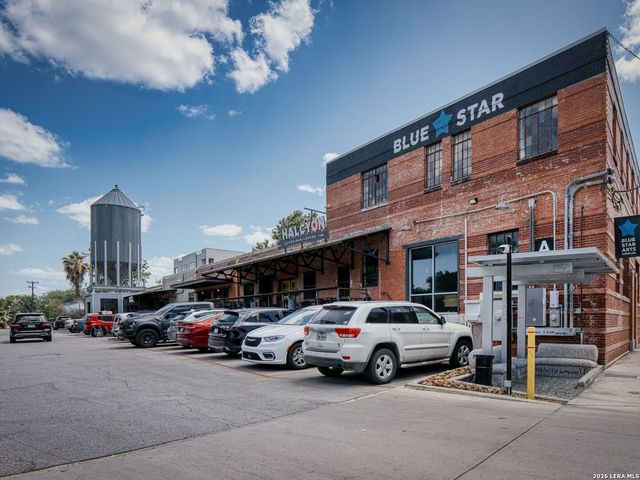 400 E Guenther St Unit 1102, San Antonio, TX 78210