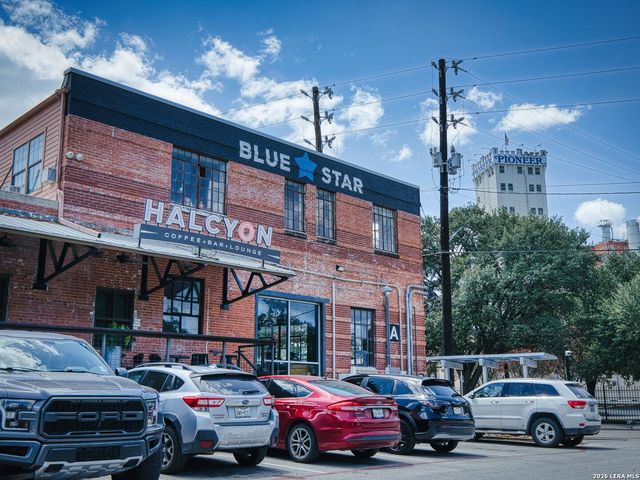 400 E Guenther St Unit 1102, San Antonio, TX 78210
