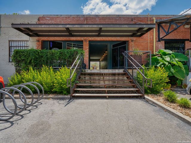 400 E Guenther St Unit 1102, San Antonio, TX 78210