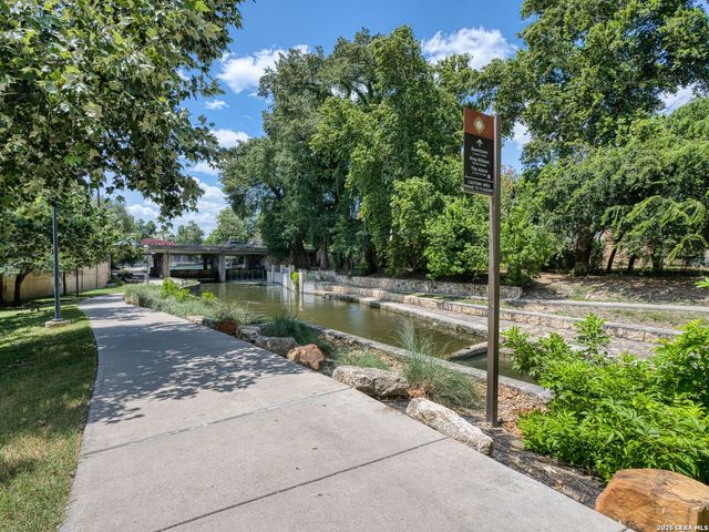 400 E Guenther St Unit 1102, San Antonio, TX 78210