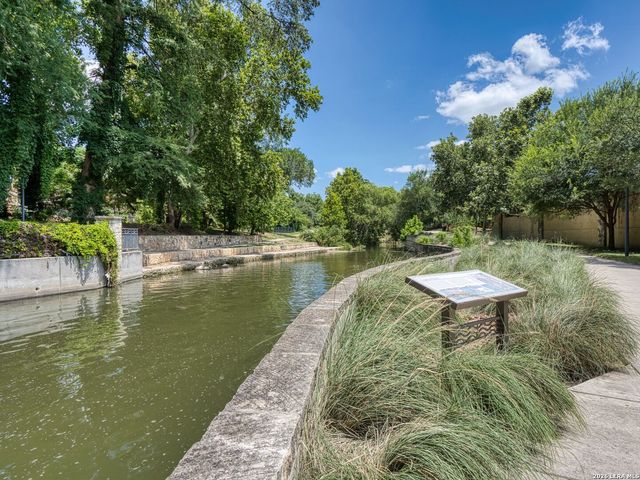 400 E Guenther St Unit 1102, San Antonio, TX 78210