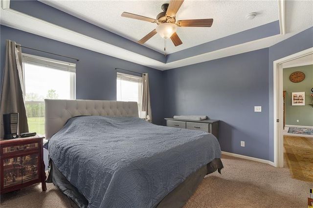101 Bridgeport Drive, Smithville, MO 64089