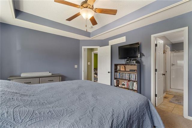 101 Bridgeport Drive, Smithville, MO 64089