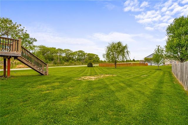 101 Bridgeport Drive, Smithville, MO 64089