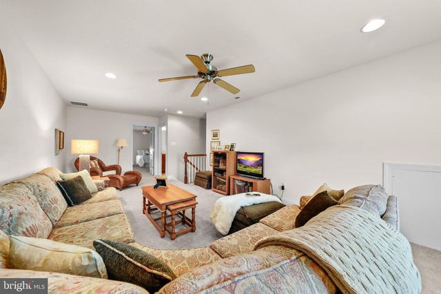 29 LIVERPOOL WAY, Medford, NJ 08055