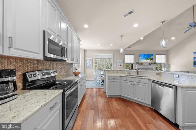 29 LIVERPOOL WAY, Medford, NJ 08055