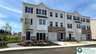 8206 Alexander Court, Upper Macungie Twp, PA 18031