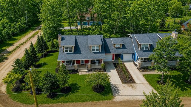 3048 Park Drive, Douglas, MI 49406