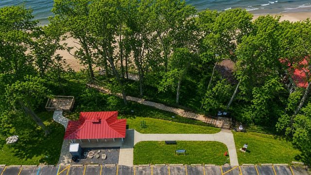 3048 Park Drive, Douglas, MI 49406