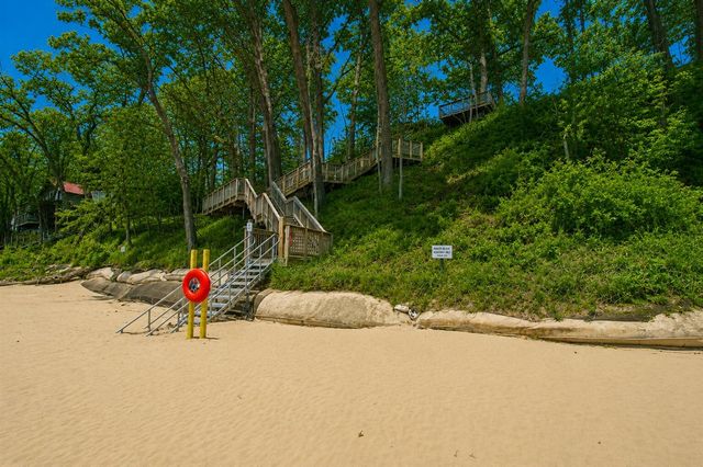 3048 Park Drive, Douglas, MI 49406