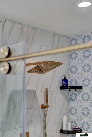 6200 Franciscan Drive, Lincoln, NE 68526