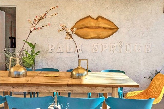 2144 E Rogers, Palm Springs, CA 92262