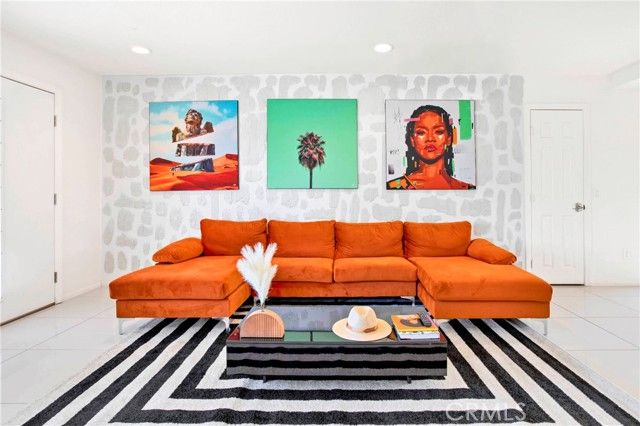 2144 E Rogers, Palm Springs, CA 92262