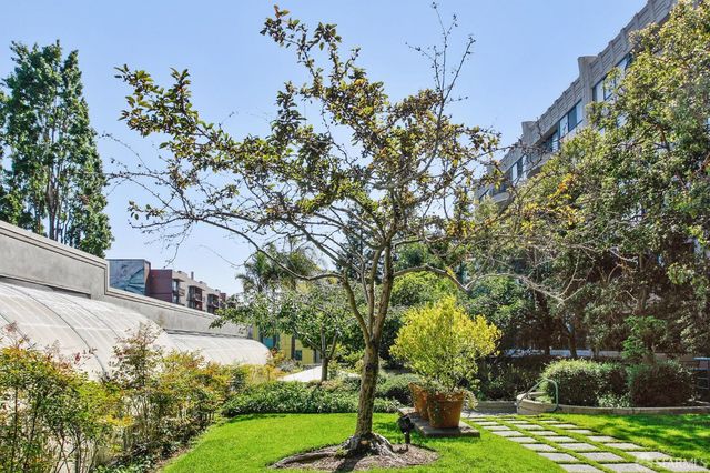 300 3rd Street 510, San Francisco, CA 94107