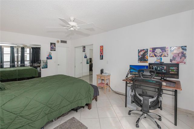 600 Three Islands Blvd 612, Hallandale Beach, FL 33009