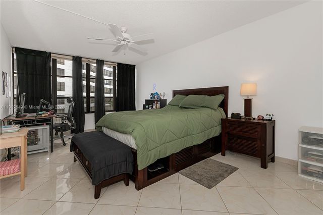 600 Three Islands Blvd 612, Hallandale Beach, FL 33009