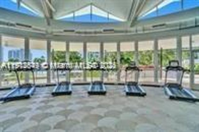 600 Three Islands Blvd 612, Hallandale Beach, FL 33009