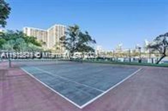 600 Three Islands Blvd 612, Hallandale Beach, FL 33009