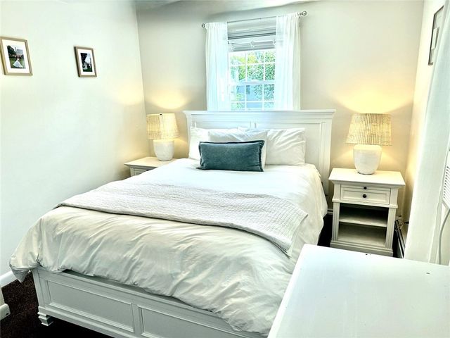 114 Hopeworth Avenue, Bristol, RI 02809