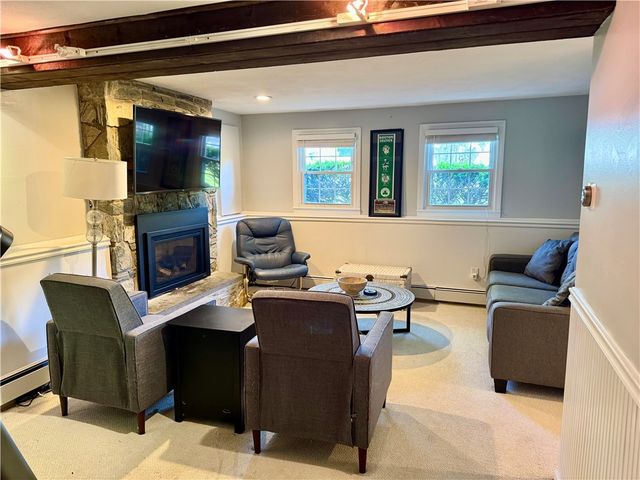 114 Hopeworth Avenue, Bristol, RI 02809